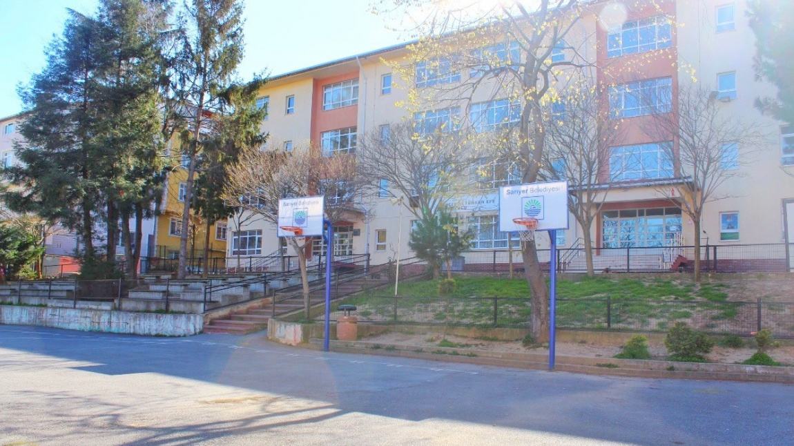 Bahçeköy Türkan Efe Ortaokulu Fotoğrafı